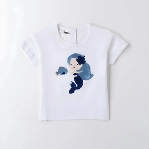 Camisetas y Blusas