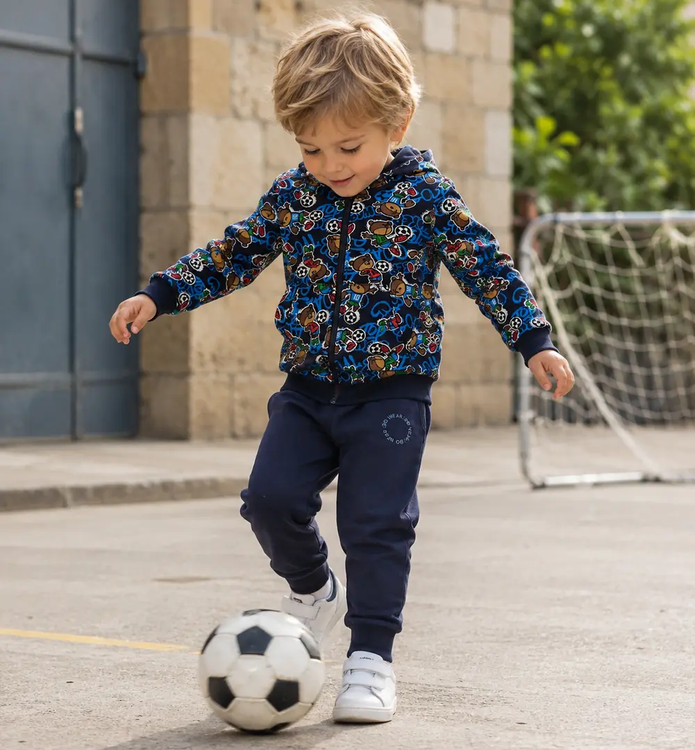 Conjunto chándal bebé niño iDO con sudadera estampada y pantalón azul marino 1 Conjunto chándal bebé niño